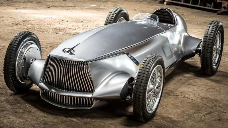 Illustration for article titled Infiniti's New Classic Grand Prix Racer Should Be Mocked But It's Too Damn Pretty